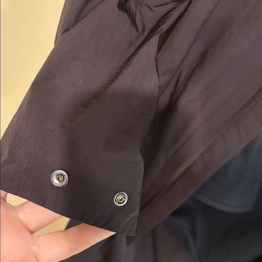 Lululemon Lab Moraine Coat in Maroon Brown. Size L - Picture 10 of 16